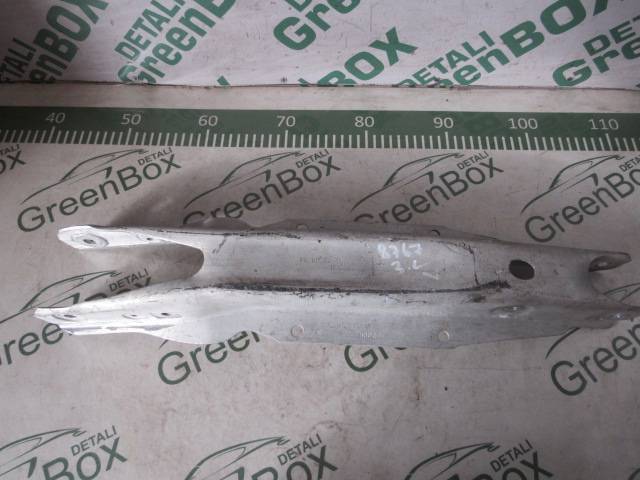 Рычаг задний