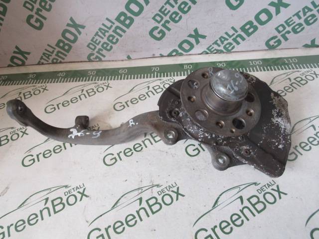 Ступица передняя правая