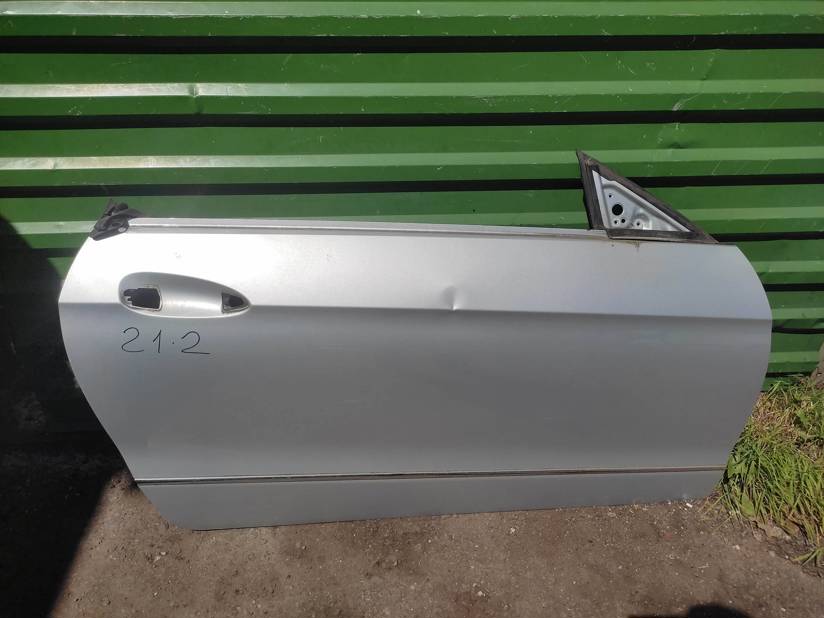 Дверь передняя правая