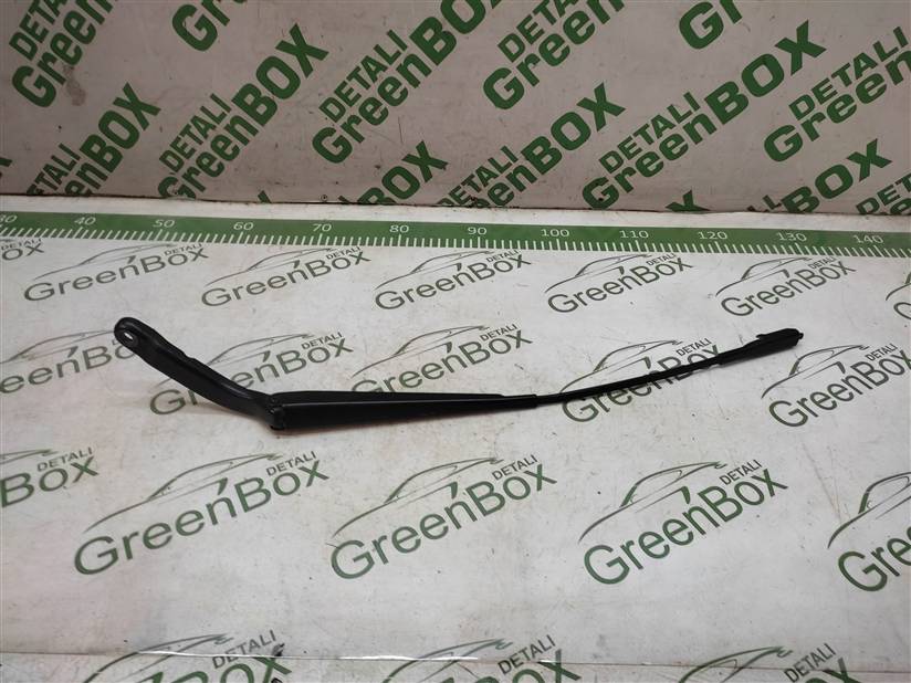 Поводок стеклоочистителя передний левый