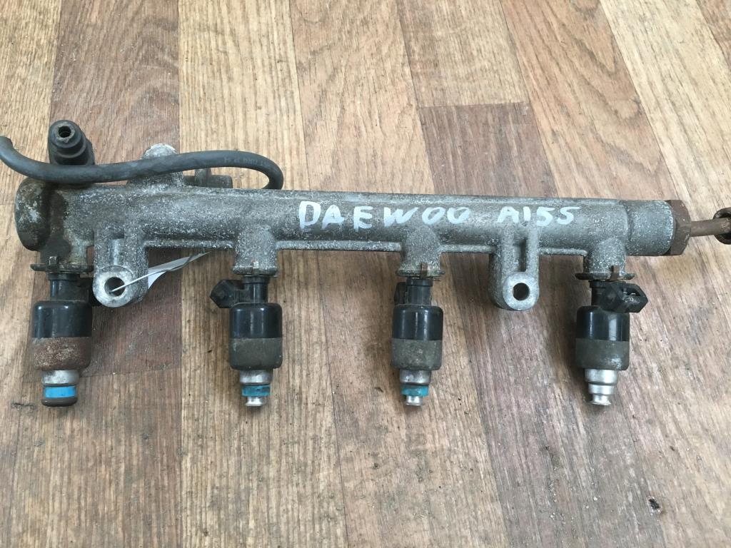 3. 5. 3. топливная рампа ланос 1. топливная рампа шевроле ланос.