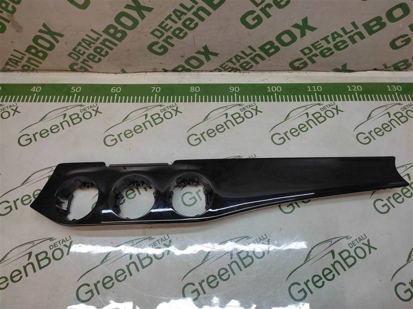 Накладка декоративная на торпедо